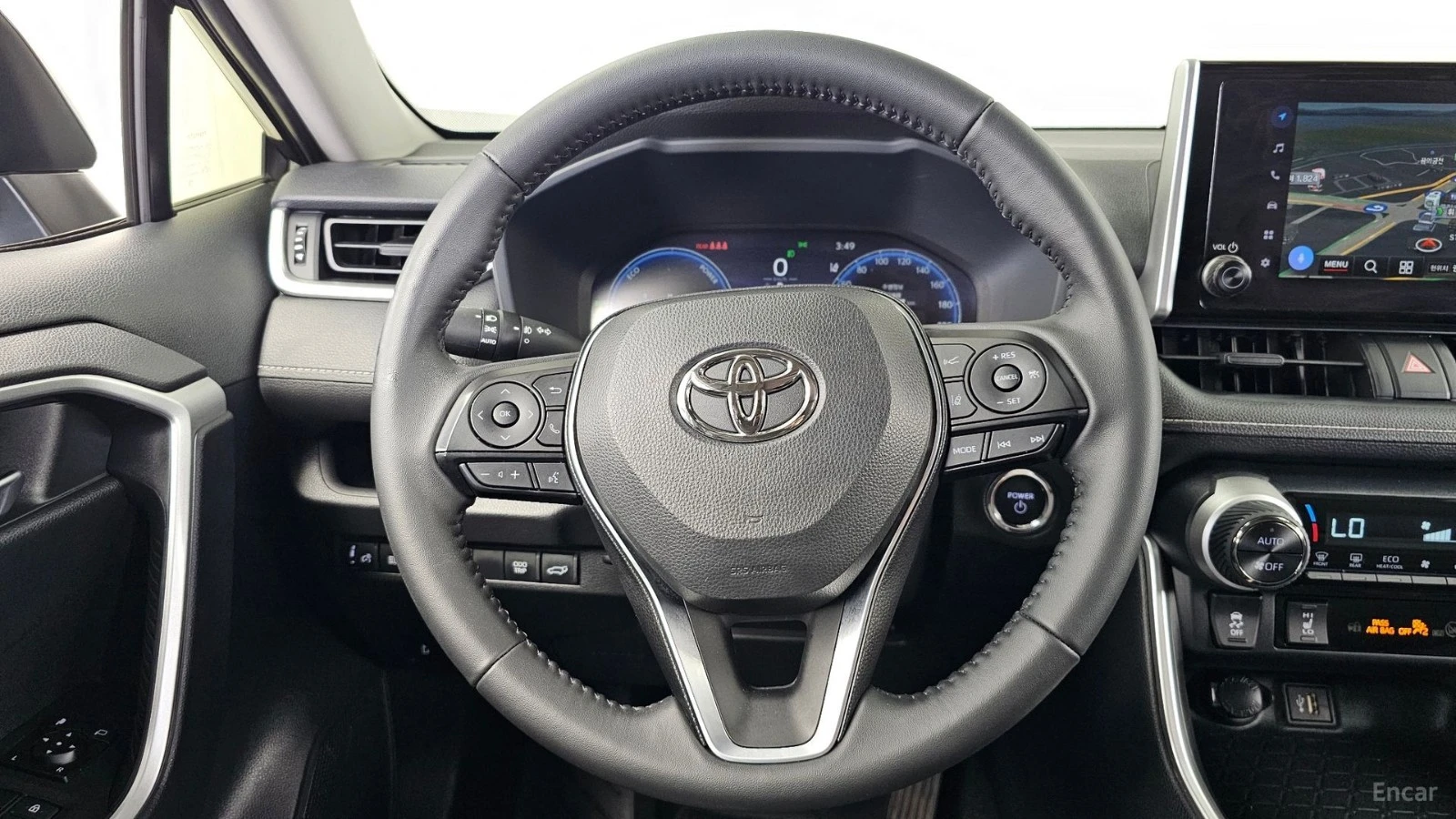 Toyota Rav4 XLE* КАМЕРА* ПОДГРЕВ* KEYLESS, снимка 13 - Автомобили и джипове - 55512808