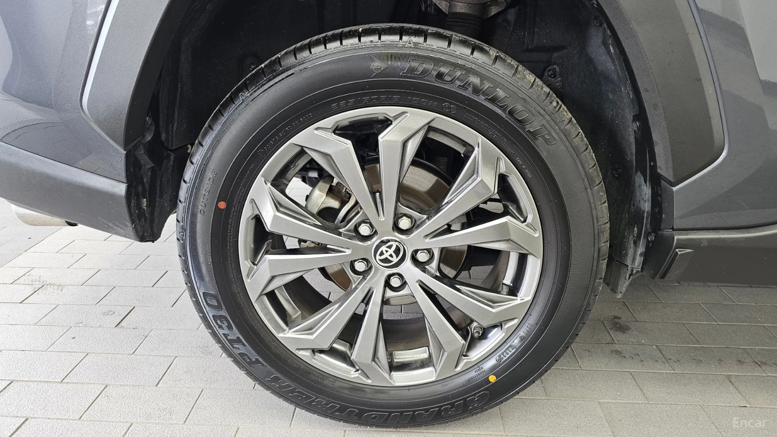 Toyota Rav4 XLE* КАМЕРА* ПОДГРЕВ* KEYLESS, снимка 5 - Автомобили и джипове - 55512808