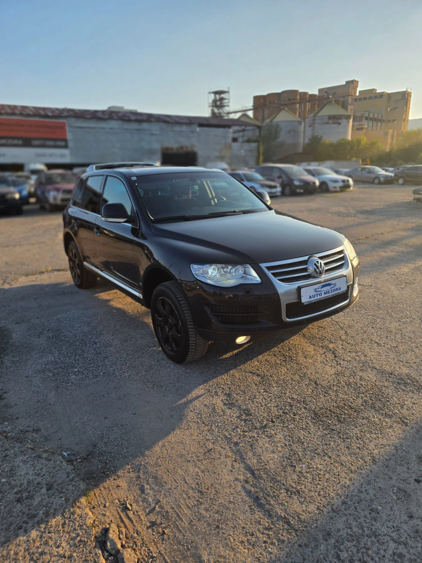 VW Touareg 3.0tdi Facelift , снимка 2 - Автомобили и джипове - 55732340