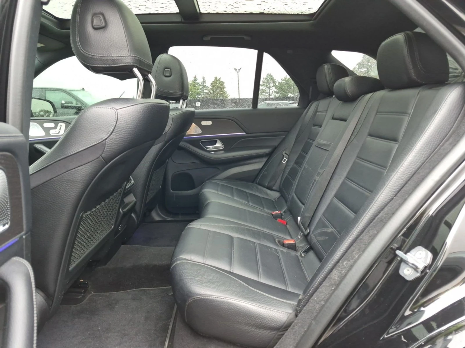 Mercedes-Benz GLE Burmester* MULTIBEAM LED* Soft-Close, снимка 7 - Автомобили и джипове - 56298791