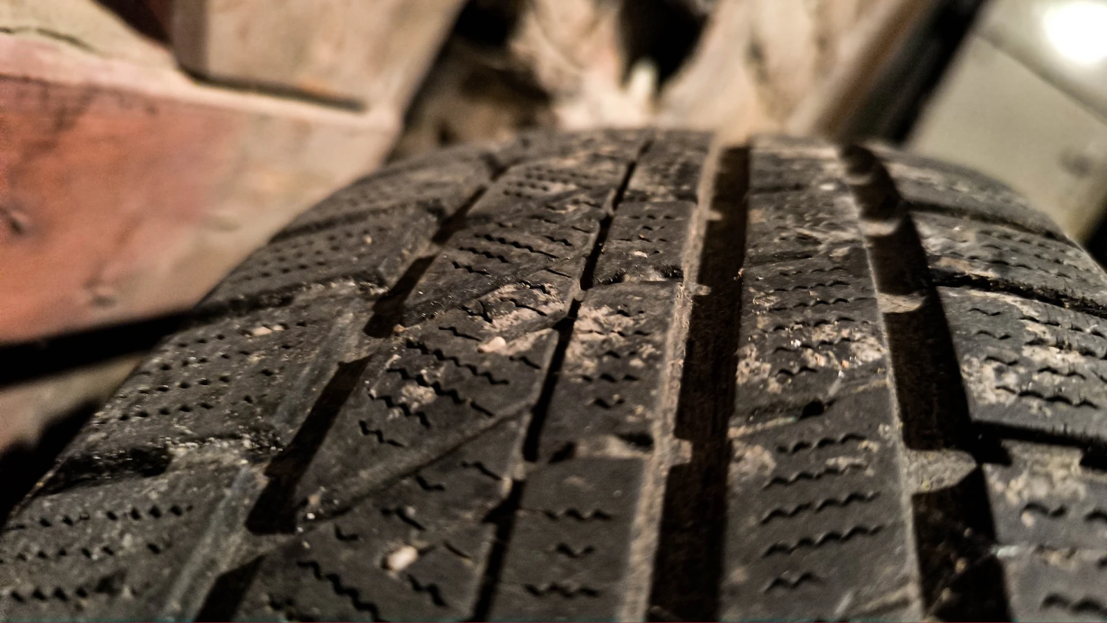 Гуми Зимни 175/65R14