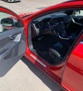 Volvo V60 2.0 190кс R-Design Нов Внос Сервизна история, снимка 8