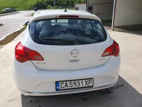 Opel Astra J, снимка 2