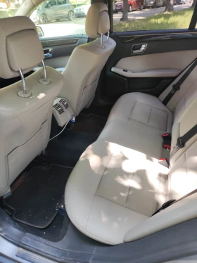 Mercedes-Benz E 350 4matik, снимка 7