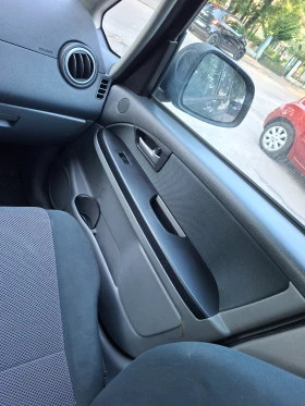 Suzuki SX4, снимка 14