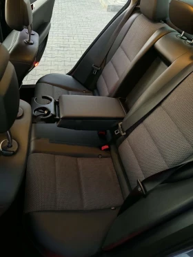 Mercedes-Benz C 220, снимка 14