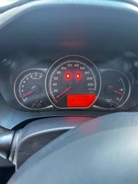 Toyota Yaris undefined | Auto.bg — изображение 12