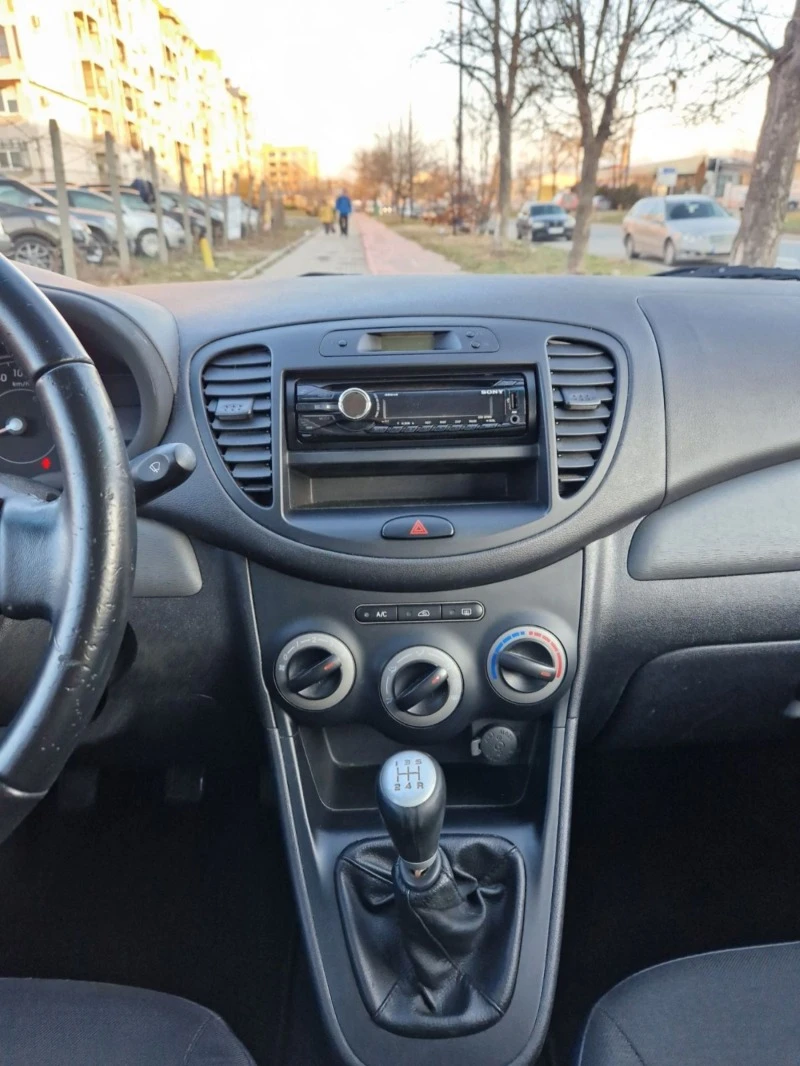 Hyundai I10 СОБСТВЕН ЛИЗИНГ , снимка 13 - Автомобили и джипове - 44068179