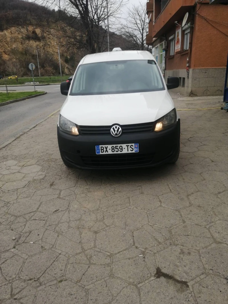 VW Caddy, снимка 1 - Автомобили и джипове - 46711040