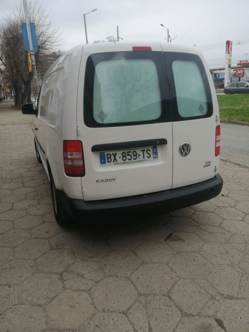 VW Caddy, снимка 9 - Автомобили и джипове - 46711040