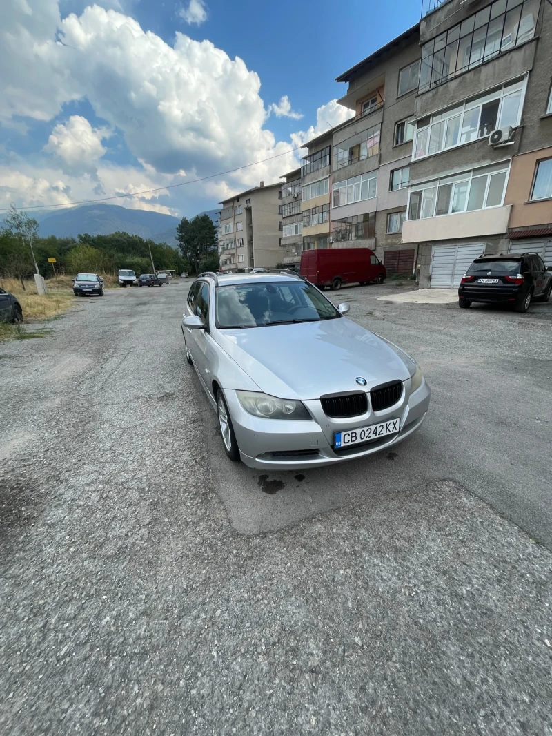 BMW 320 I гас, снимка 1 - Автомобили и джипове - 46938922