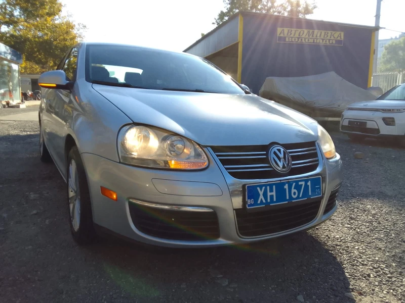 VW Jetta 2.0 TDI, снимка 4 - Автомобили и джипове - 48150679