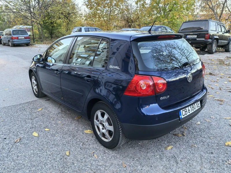 VW Golf 5 , снимка 7 - Автомобили и джипове - 47853110