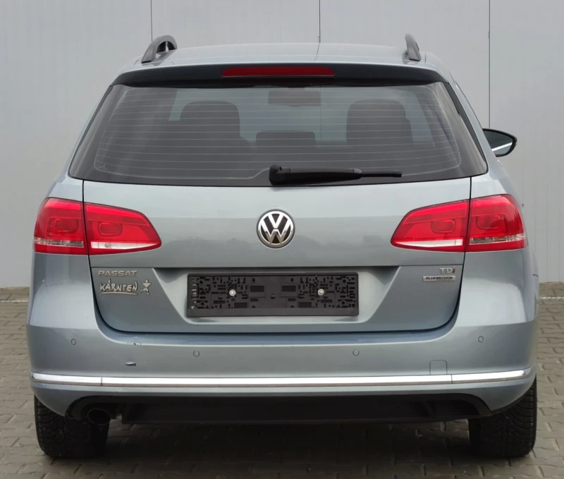 VW Passat 1.6TDI* 105к.с* , снимка 4 - Автомобили и джипове - 48169509