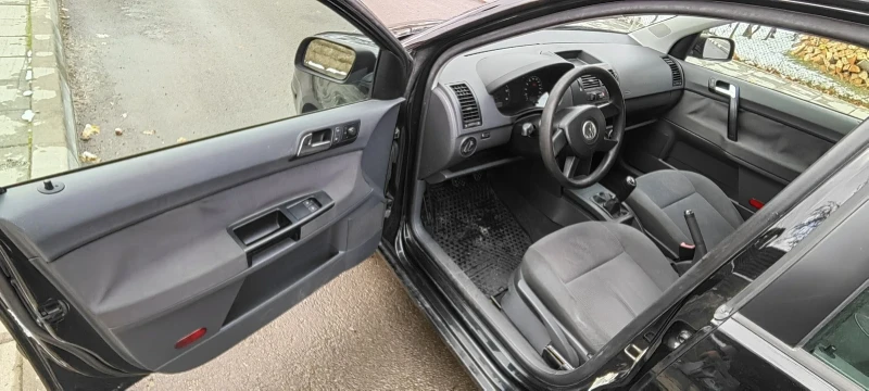 VW Polo 1.2 еко4 СПЕШНО, снимка 8 - Автомобили и джипове - 49172139