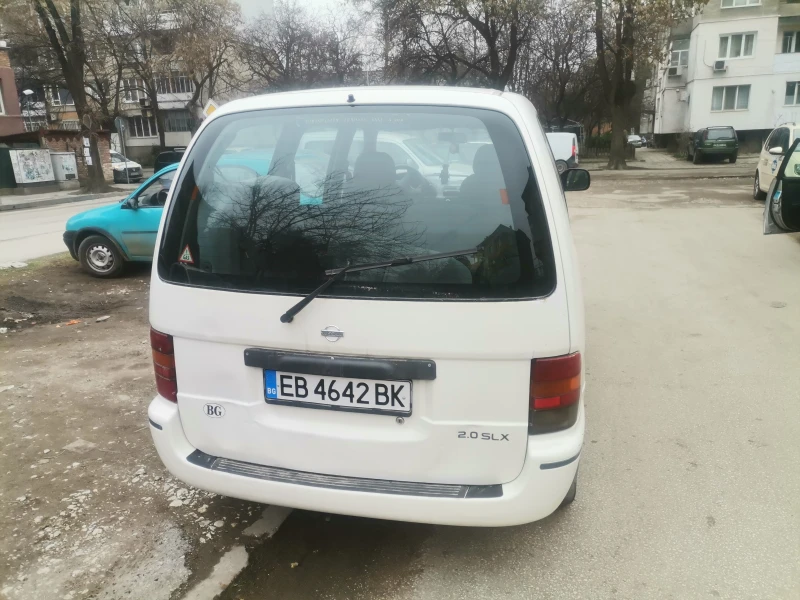 Nissan Serena 2, 0, снимка 4 - Автомобили и джипове - 49445352