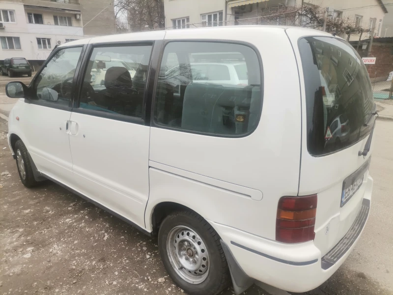 Nissan Serena 2, 0, снимка 5 - Автомобили и джипове - 49445352