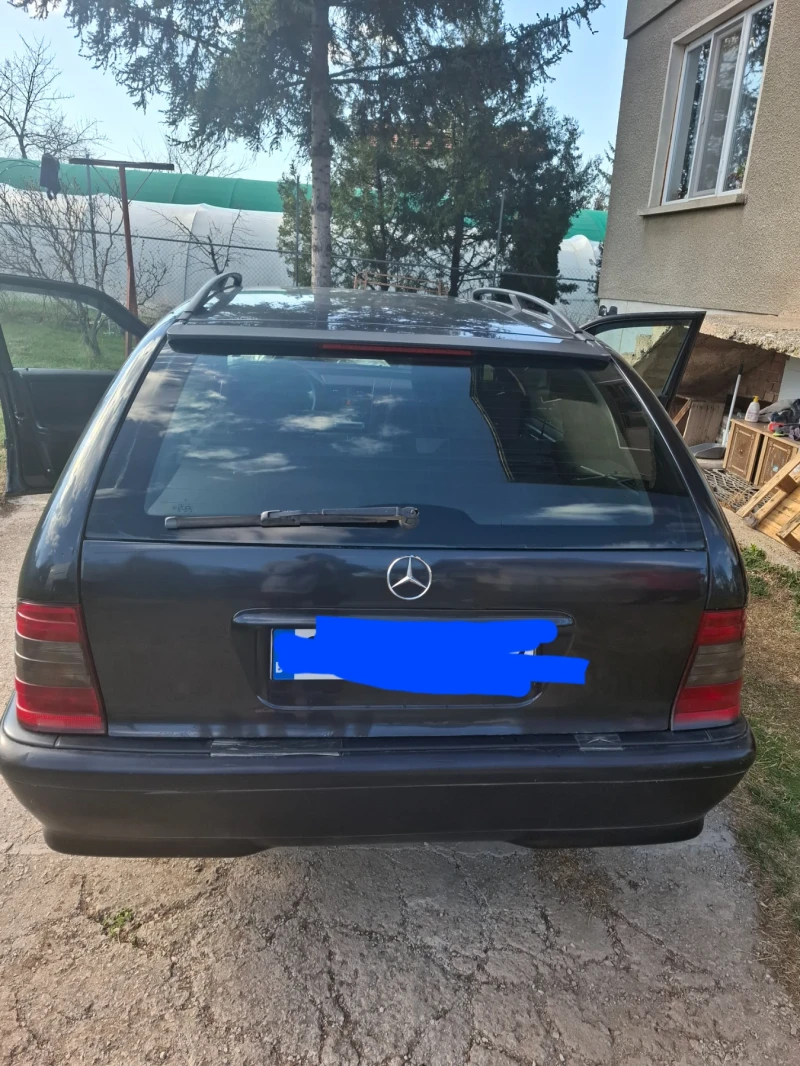 Mercedes-Benz C 180, снимка 2 - Автомобили и джипове - 49563101