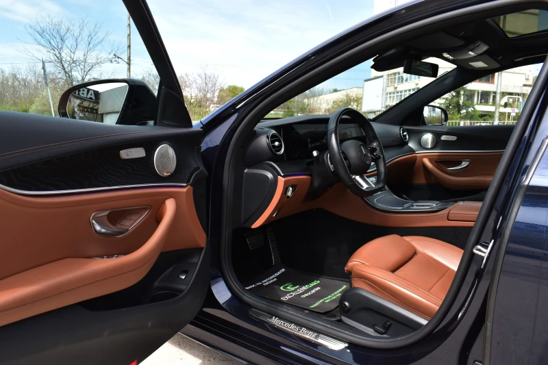 Mercedes-Benz E 220 AMG-LINE* 4MATIC* DIGITAL* BURMESTER* 360CAM* , снимка 8 - Автомобили и джипове - 49908683