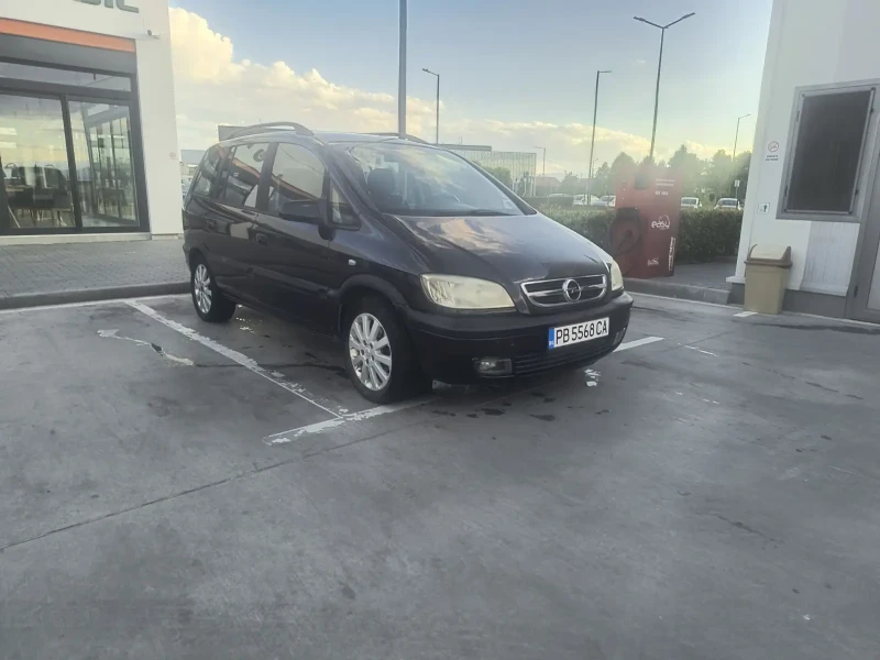 Opel Zafira 1.6, снимка 7 - Автомобили и джипове - 52348326