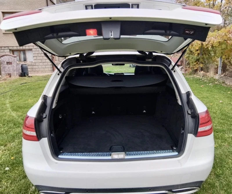 Mercedes-Benz C 250 Panorama/4 Matic, снимка 7 - Автомобили и джипове - 52517753