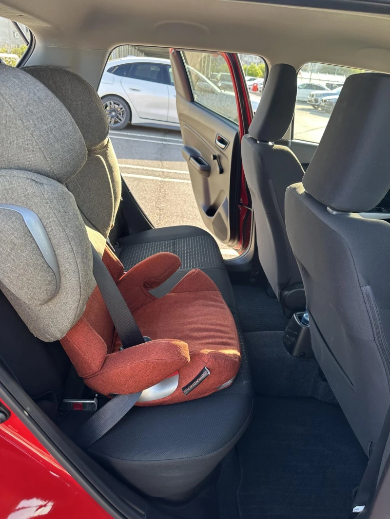 Suzuki Swift, снимка 8 - Автомобили и джипове - 52374057