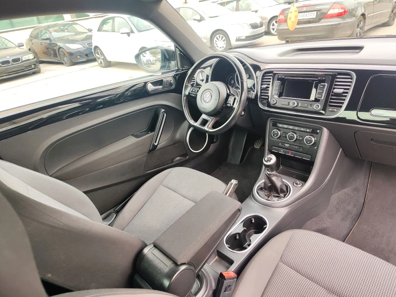VW New beetle 1, 4 tfsi, 160 к.с , навигация , парктроник, снимка 9 - Автомобили и джипове - 52414785