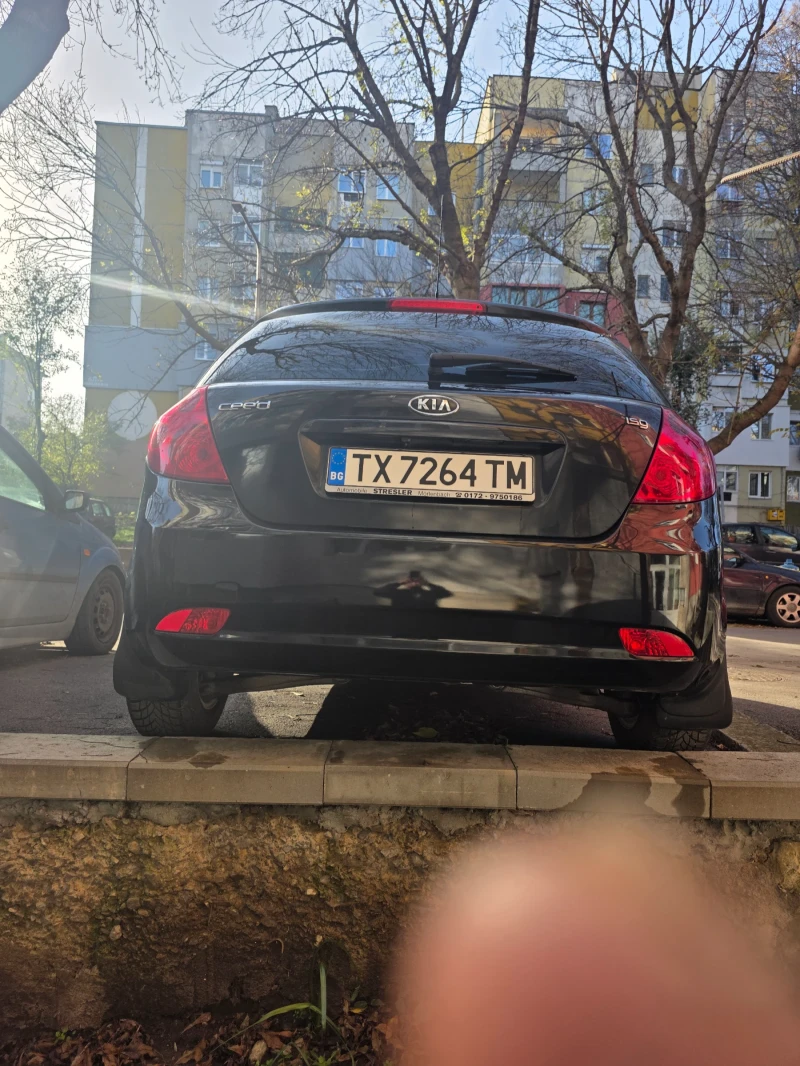 Kia Ceed, снимка 2 - Автомобили и джипове - 52431335