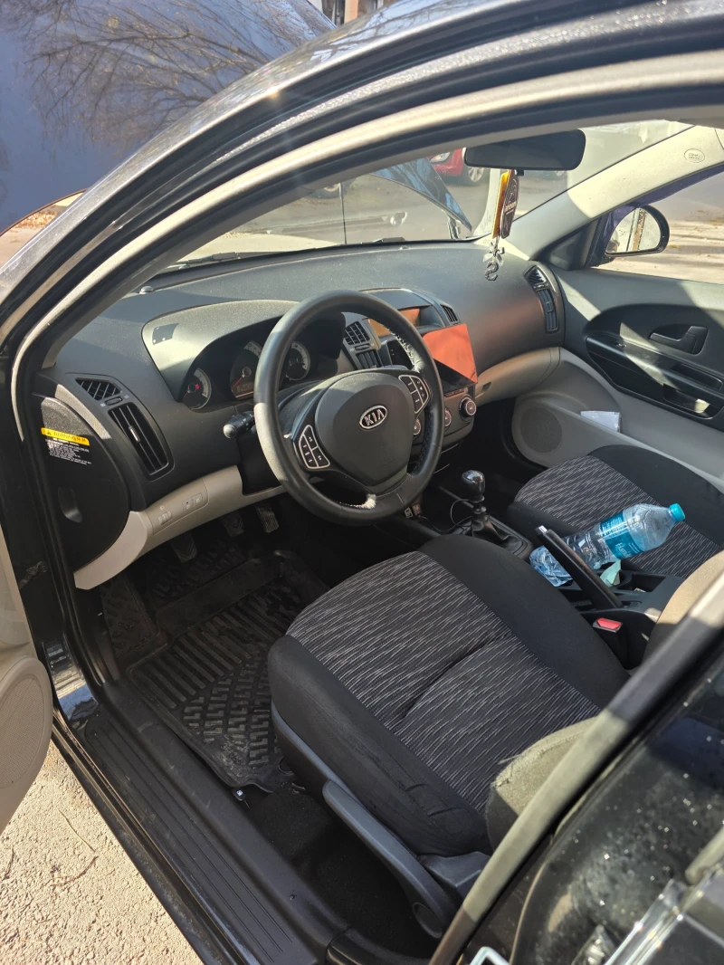 Kia Ceed, снимка 3 - Автомобили и джипове - 52431335