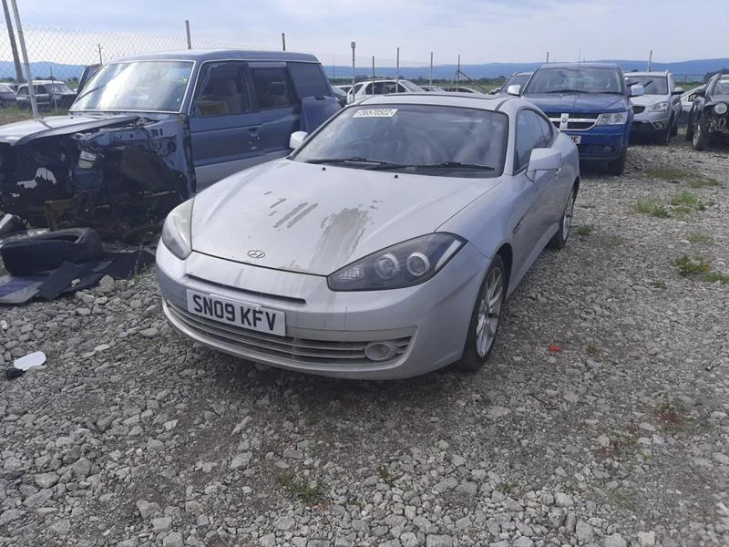 Hyundai Coupe 1.6, снимка 2 - Автомобили и джипове - 36857524