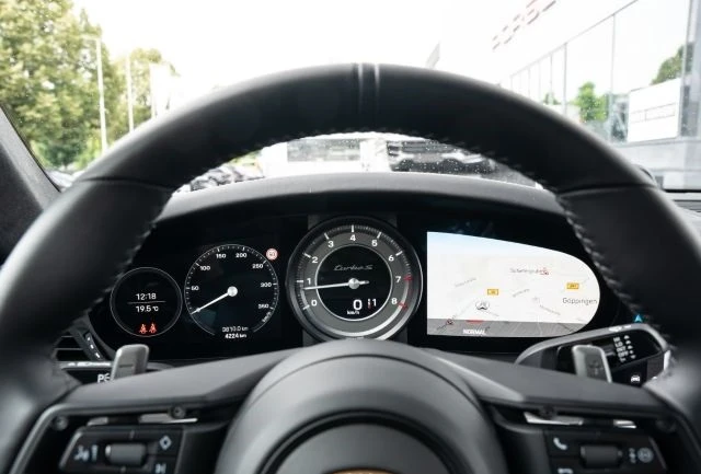 Porsche 911 * 992* TURBO* S* MATRIX* PANO* , снимка 9 - Автомобили и джипове - 47979554