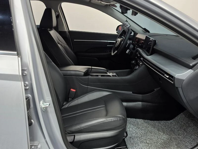 Hyundai Sonata 2.0L The Edge * НА ГАЗ* , снимка 17 - Автомобили и джипове - 55579484