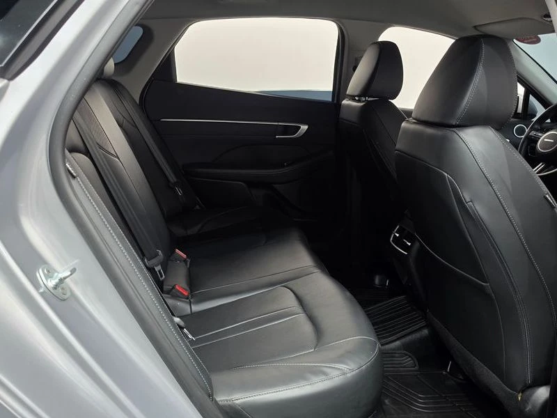 Hyundai Sonata 2.0L The Edge * НА ГАЗ* , снимка 9 - Автомобили и джипове - 55579484