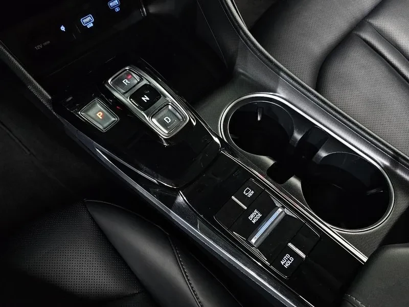 Hyundai Sonata 1.6 Turbo Premium, снимка 9 - Автомобили и джипове - 55784868
