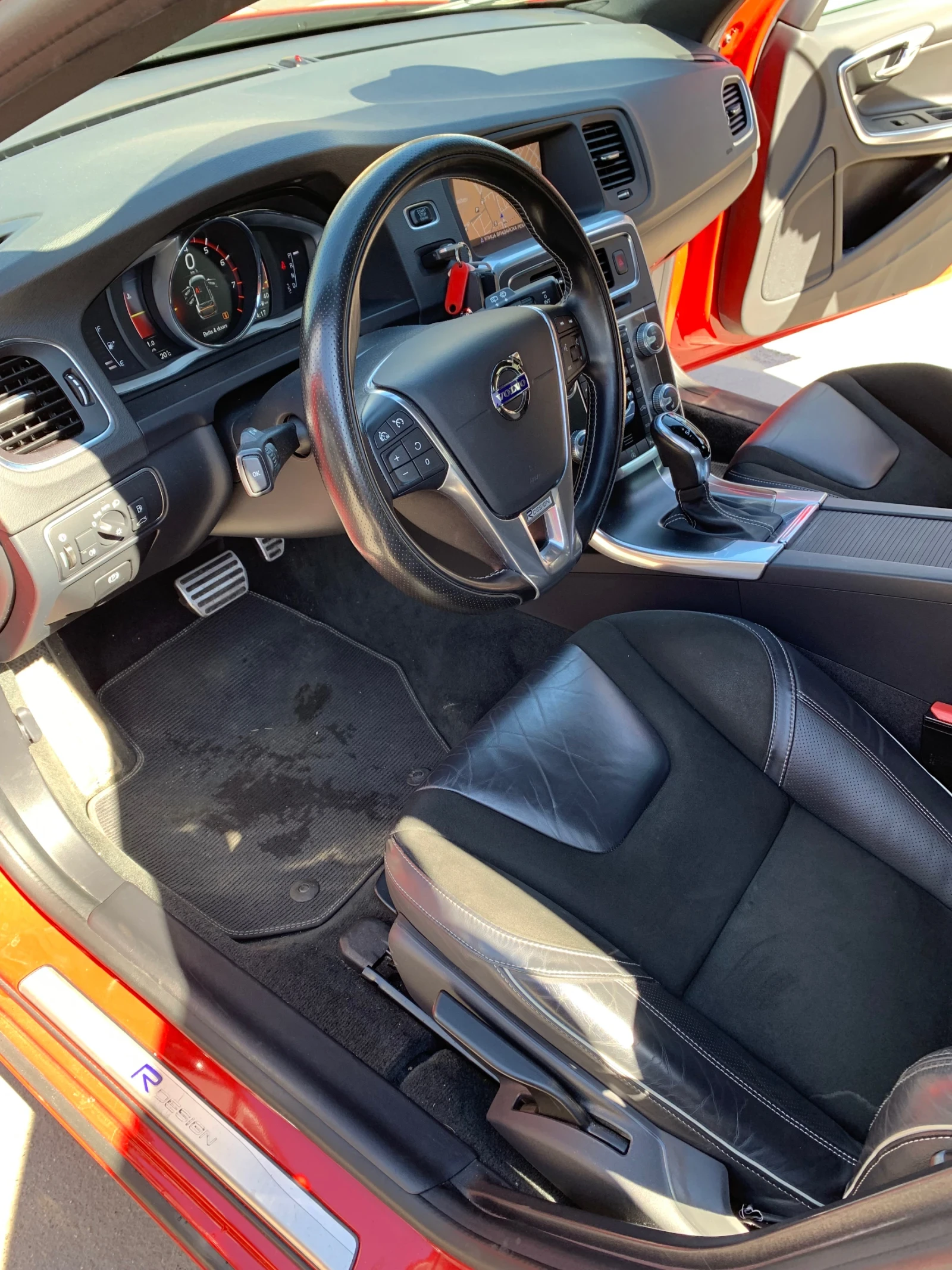 Volvo V60 2.0 190�� R-Design ��� ���� �������� ������� | Mobile.bg � ����������� 16