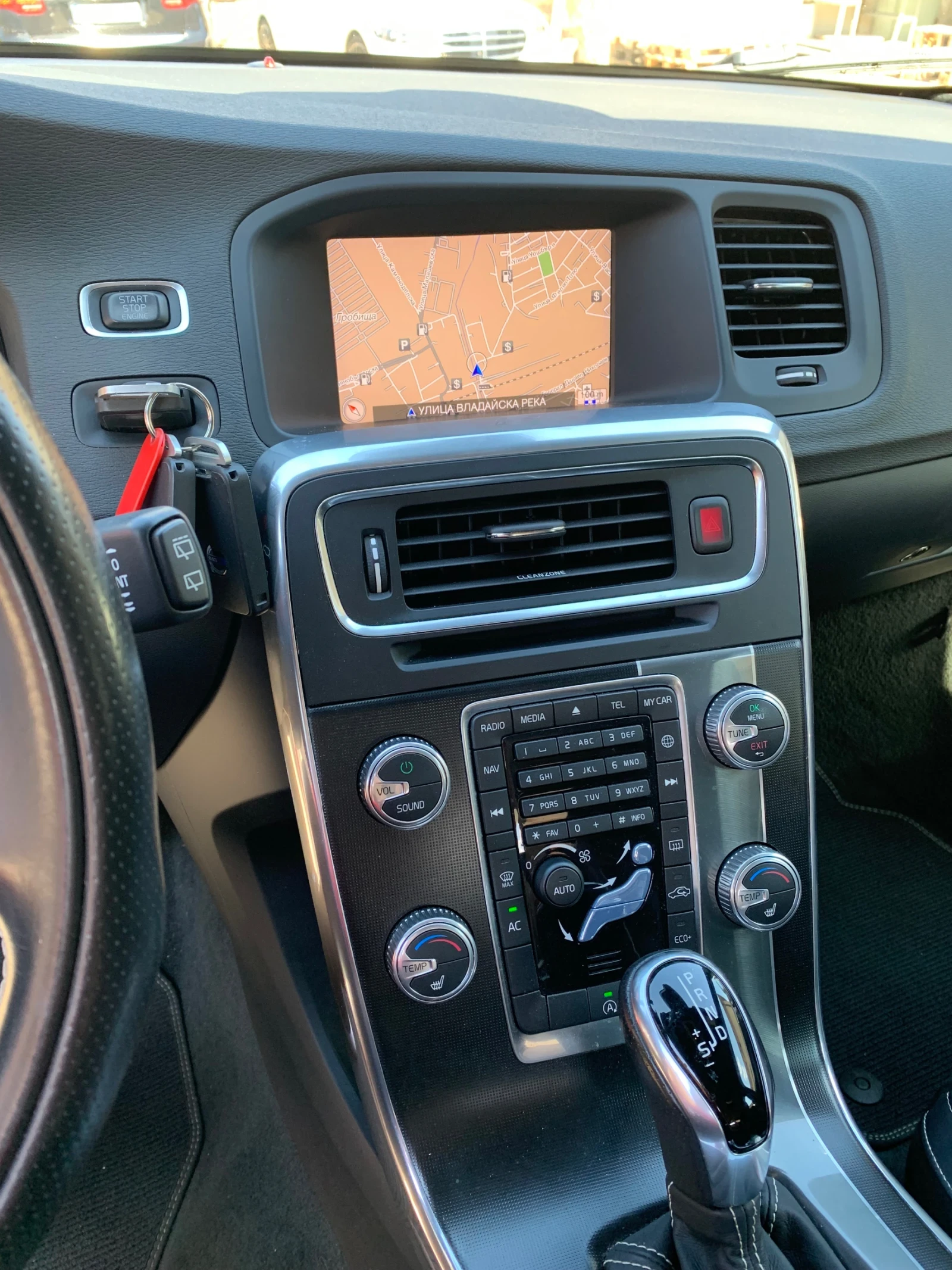 Volvo V60 2.0 190�� R-Design ��� ���� �������� ������� | Mobile.bg � ����������� 12