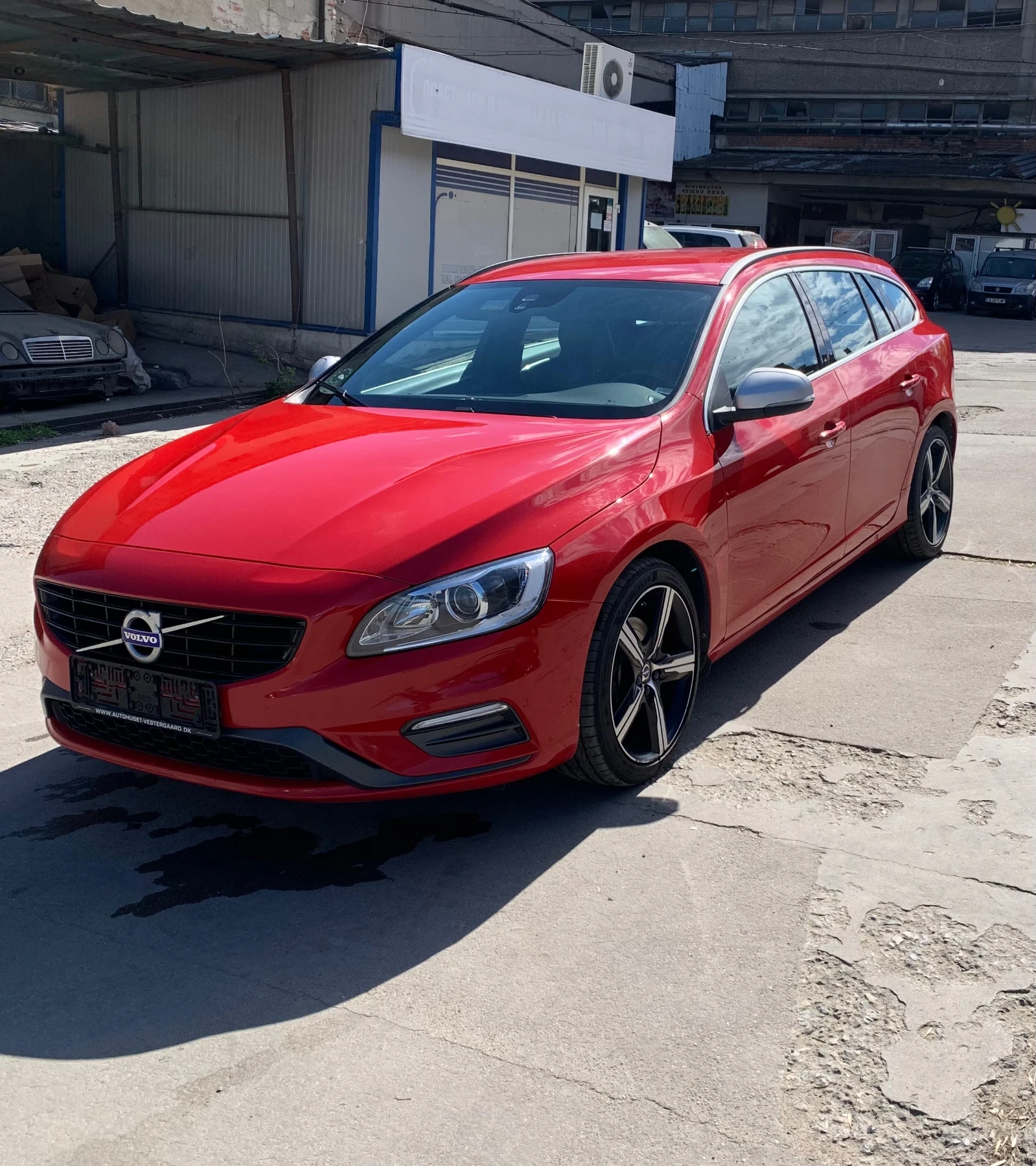 Volvo V60 2.0 190�� R-Design ��� ���� �������� ������� | Mobile.bg � ����������� 1