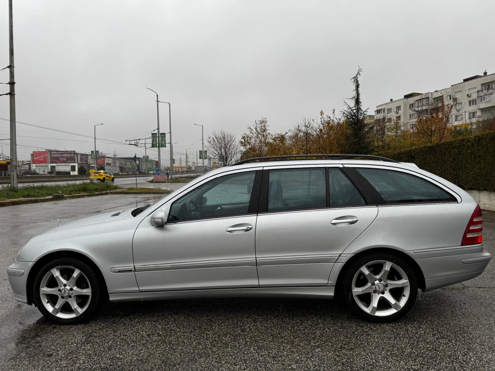 Mercedes-Benz C 220 CDI/КОЖА/АВТОМАТИК - изображение 2