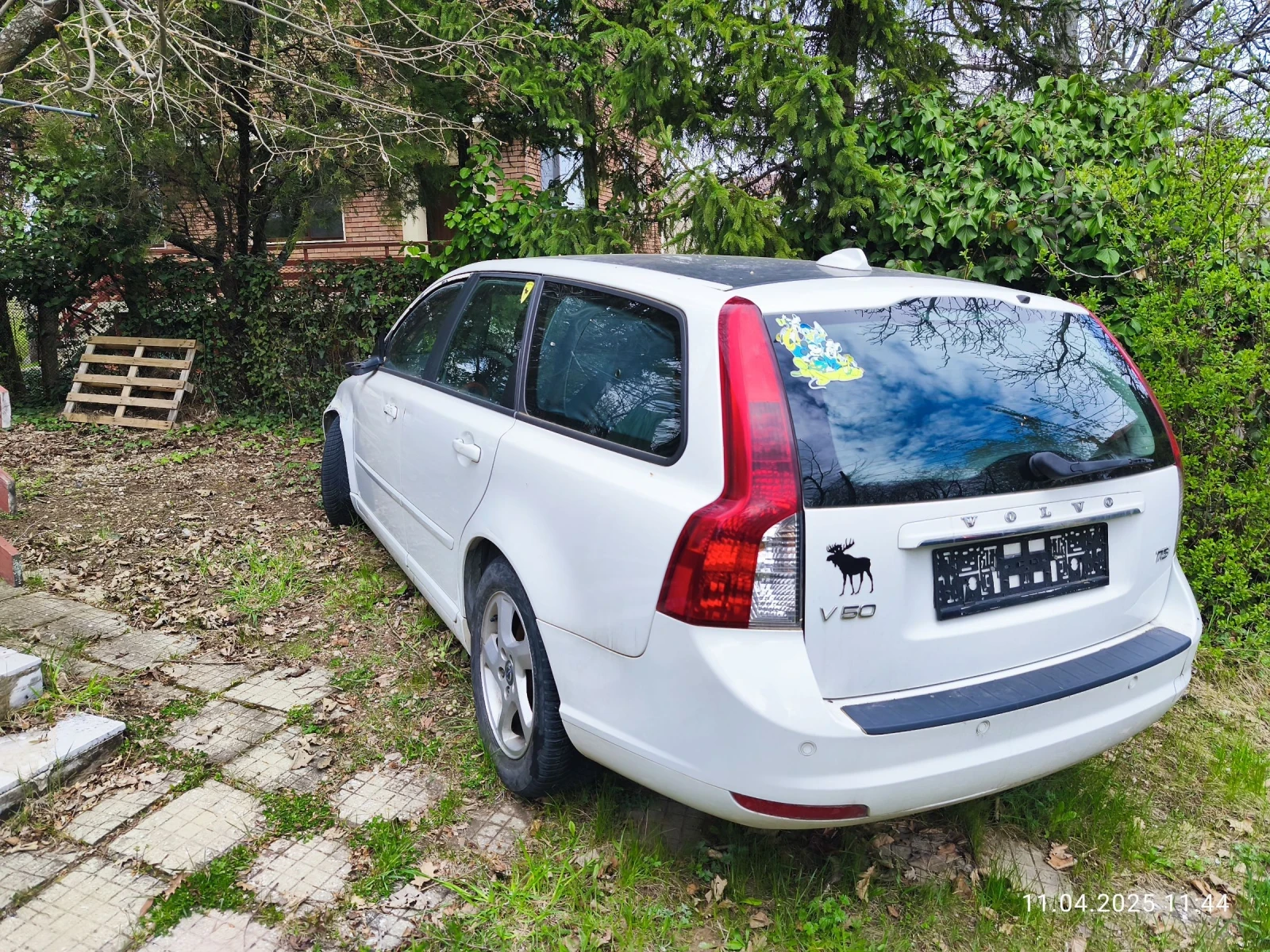 Volvo V50  1.6 d. 116/140 remap блъсната - изображение 3