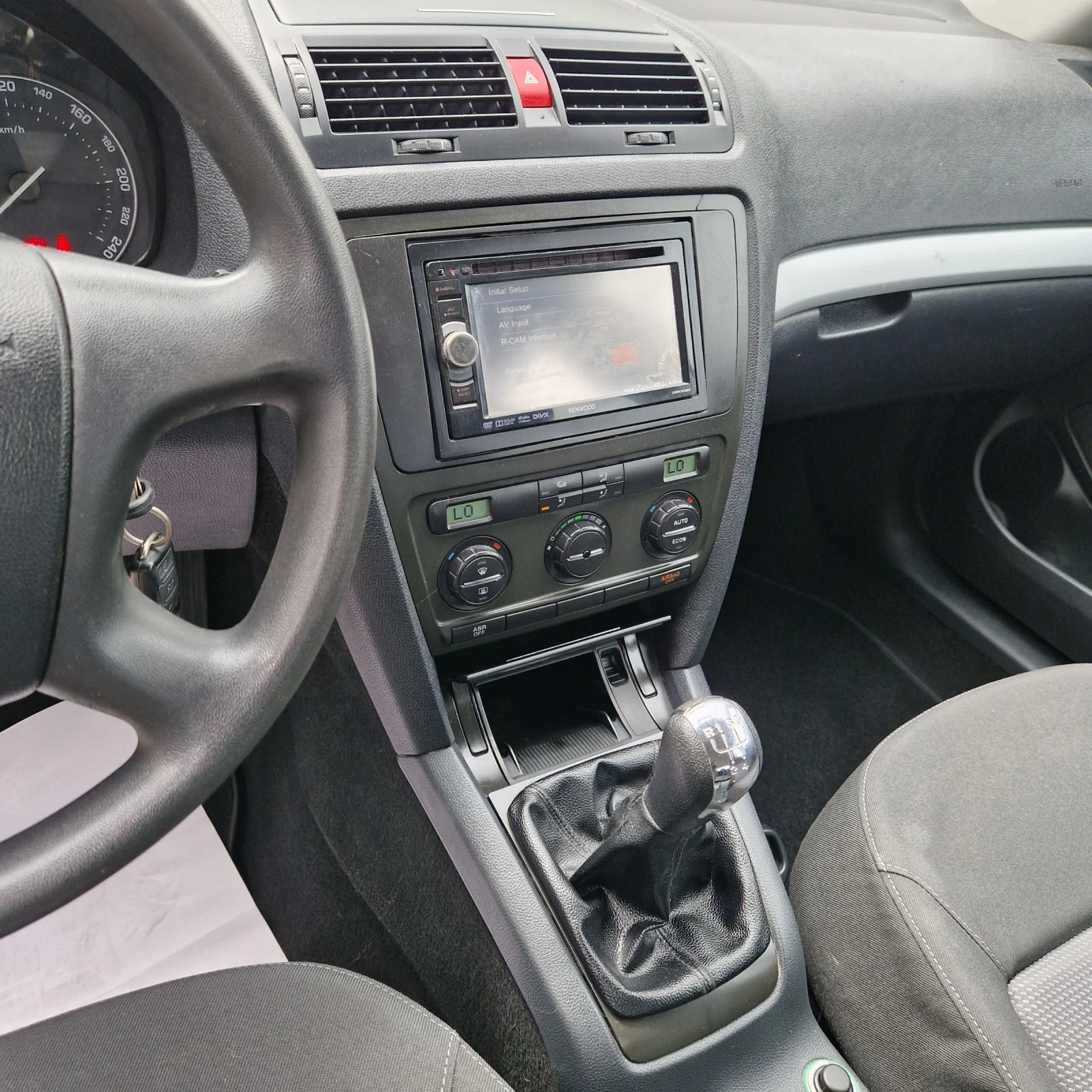 Skoda Octavia 1.9TDI 105к.с - изображение 8