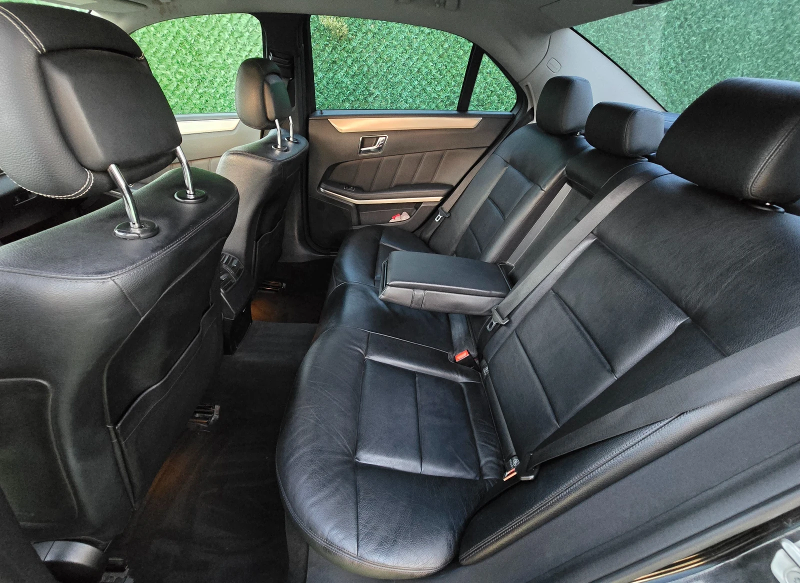 Mercedes-Benz E 350 E350BlueEFFICIENCY* 265кс* 4Matic* 7G Tronic*  - изображение 10