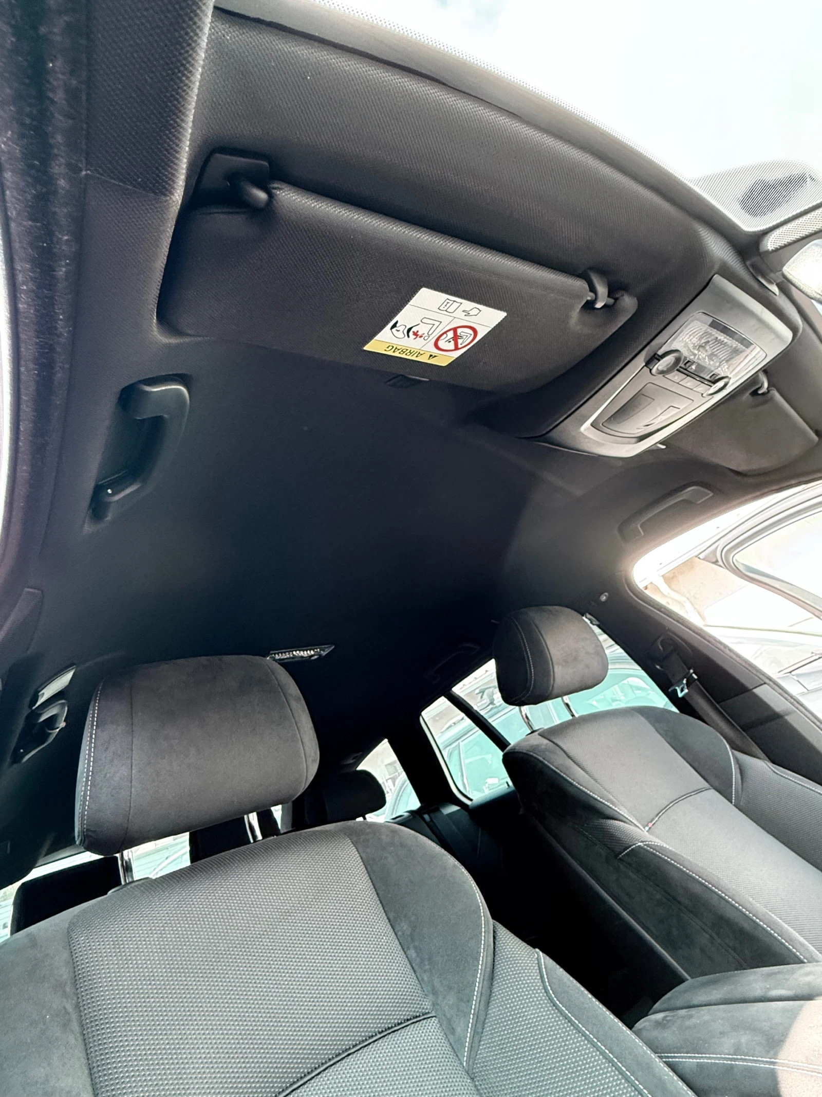 BMW 525 М пакет, Фейслифт, 218 кс - изображение 8