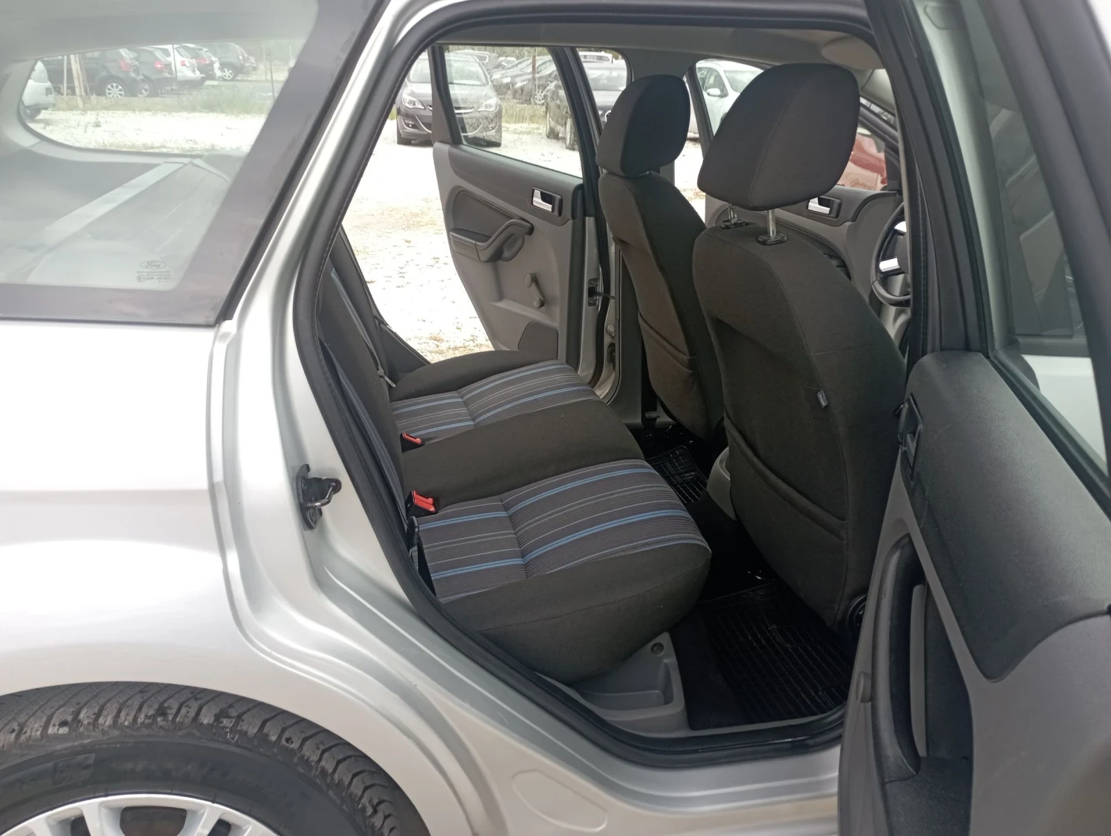 Ford Focus 1.6TDCI - изображение 9