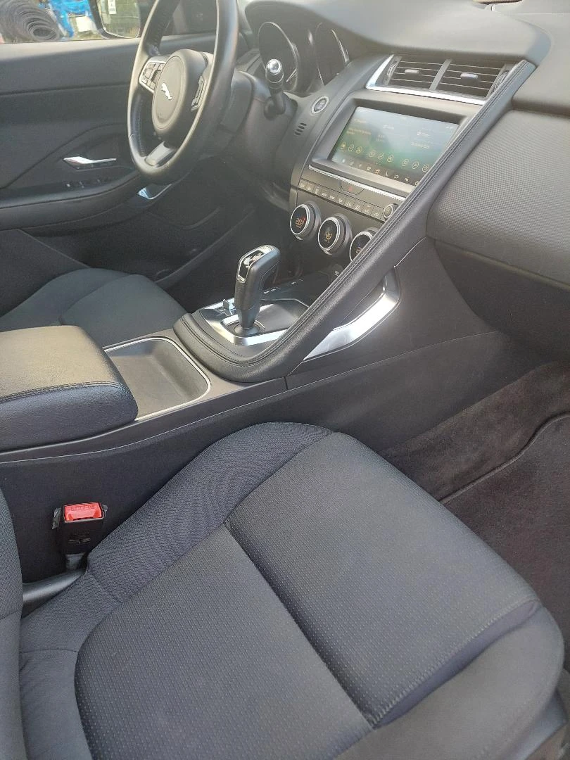 Jaguar E-pace  - изображение 9