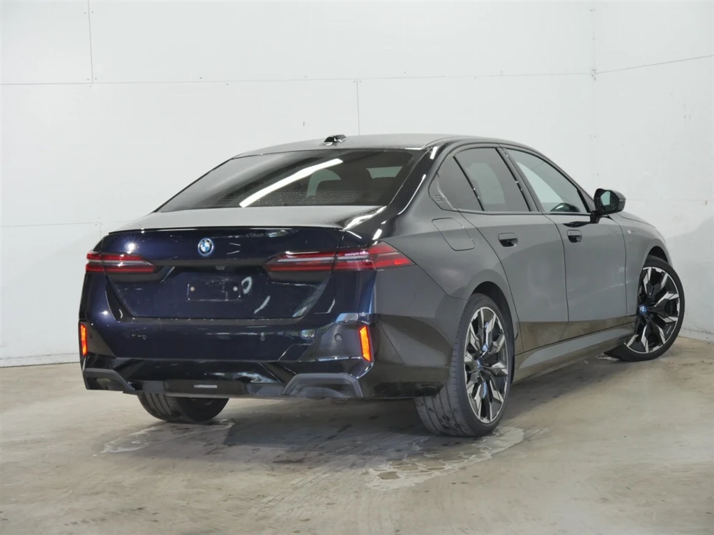 BMW 550 xDrive | Mobile.bg   2