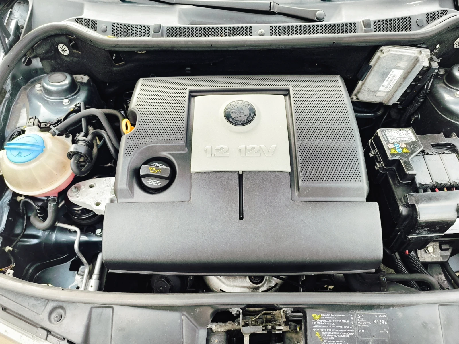 Skoda Fabia 1.2i 12V | Mobile.bg   15