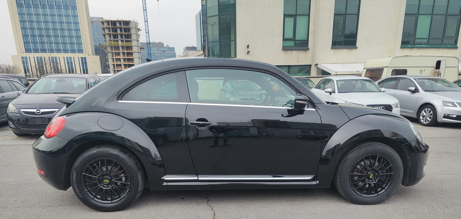 VW New beetle 1, 4 tfsi, 160 к.с , навигация , парктроник - изображение 7