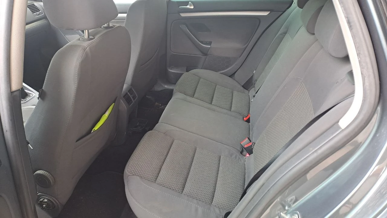 VW Golf, снимка 5 - Автомобили и джипове - 54058270