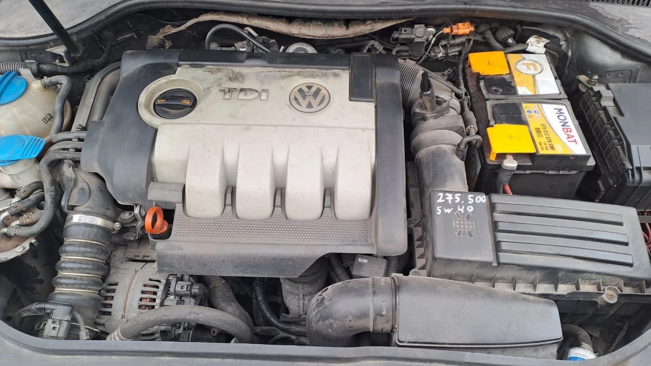 VW Golf, снимка 8 - Автомобили и джипове - 54058270