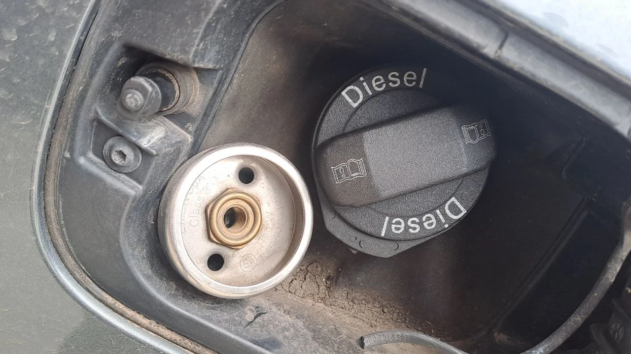 VW Golf, снимка 12 - Автомобили и джипове - 54058270